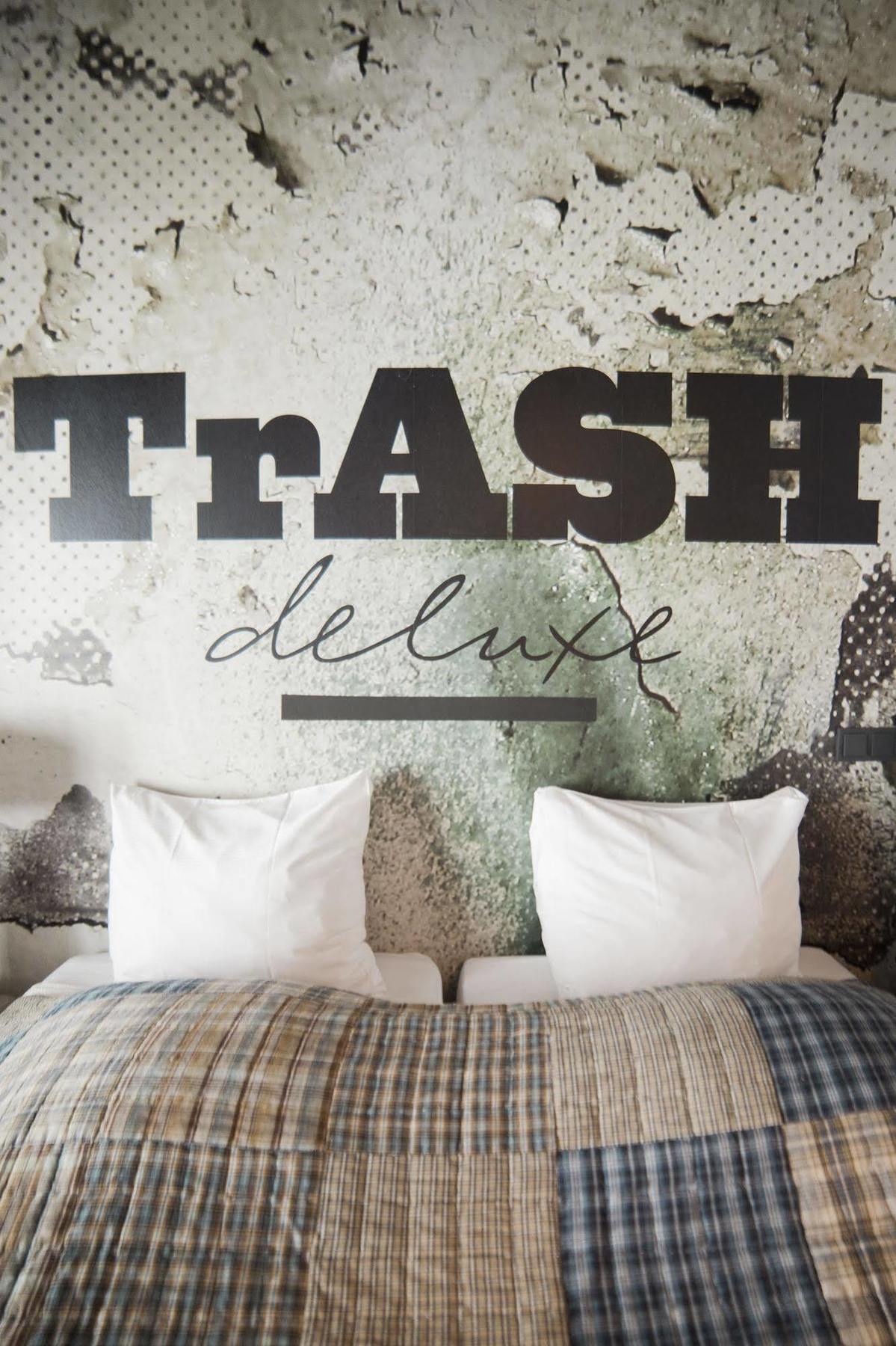 Hotel Trash Deluxe Maastricht Eksteriør billede